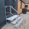 Stahltreppe Außen, Außentreppe mit Podest, 2 Stufen, Eingang
