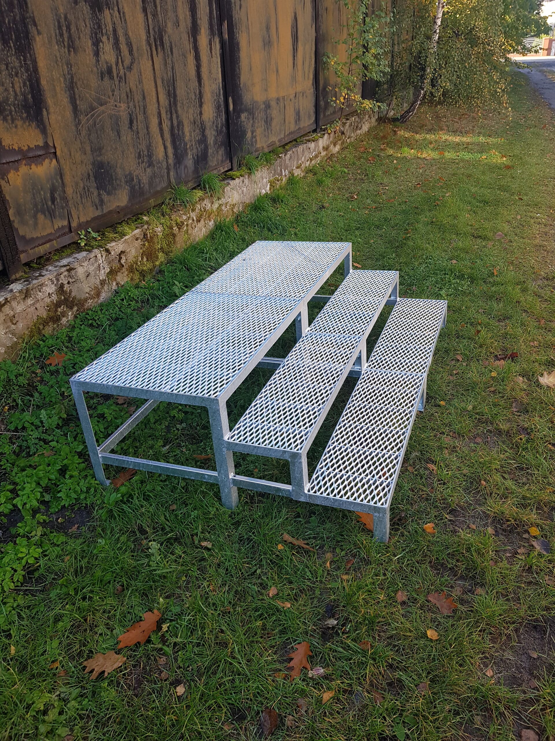 Außentreppe, Podesttreppe, 2 Stufen mit Podest verzinkt