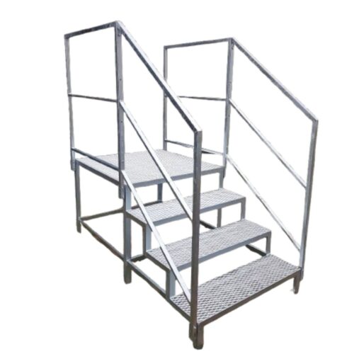 Stahltreppe Aussen 3 Stufen mit Podest und Geländer